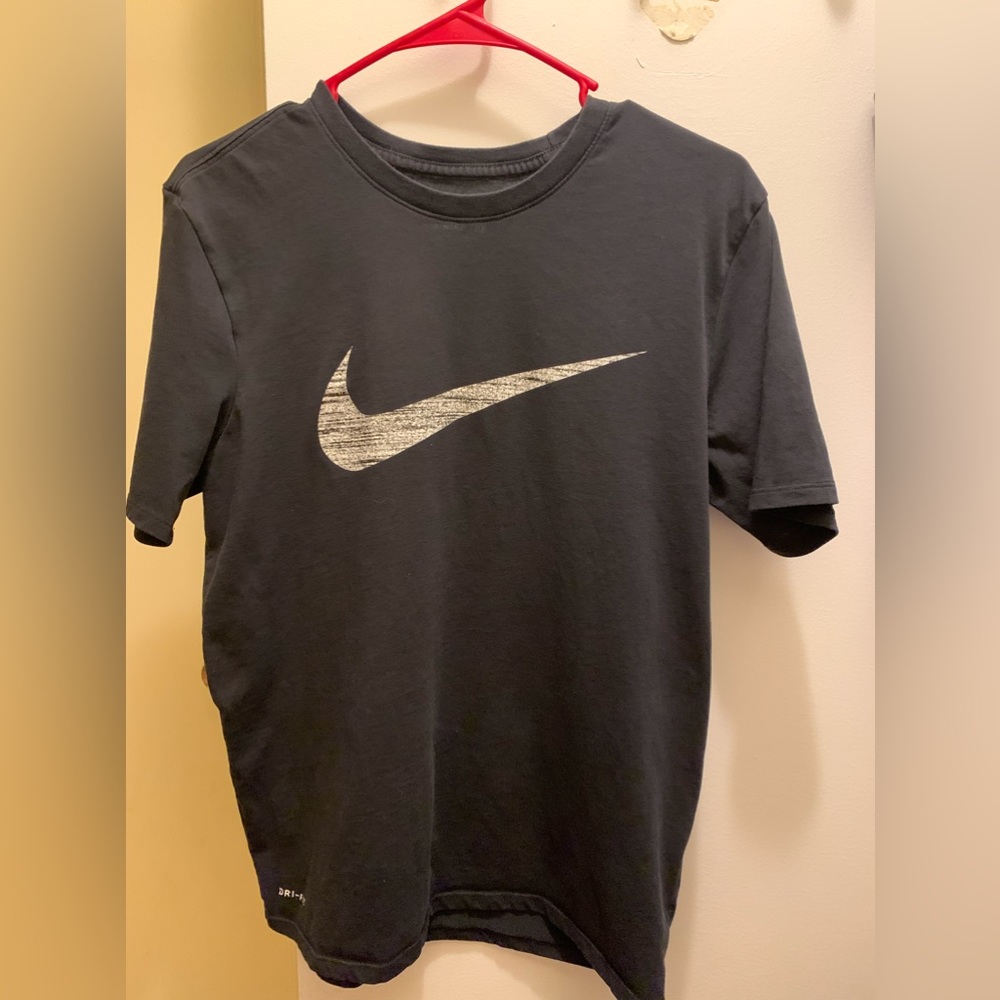 Nike Dri Fit T shirt  Black Size  M